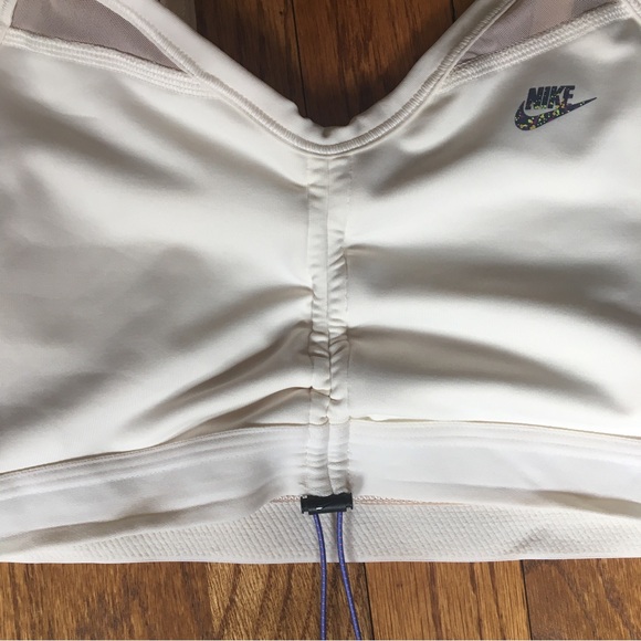 Nike Mesh Back Sports Bra Size Large - Picture 4 of 4